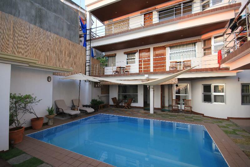 Westcliff Villa By Bluewaves Balabag  Exteriör bild